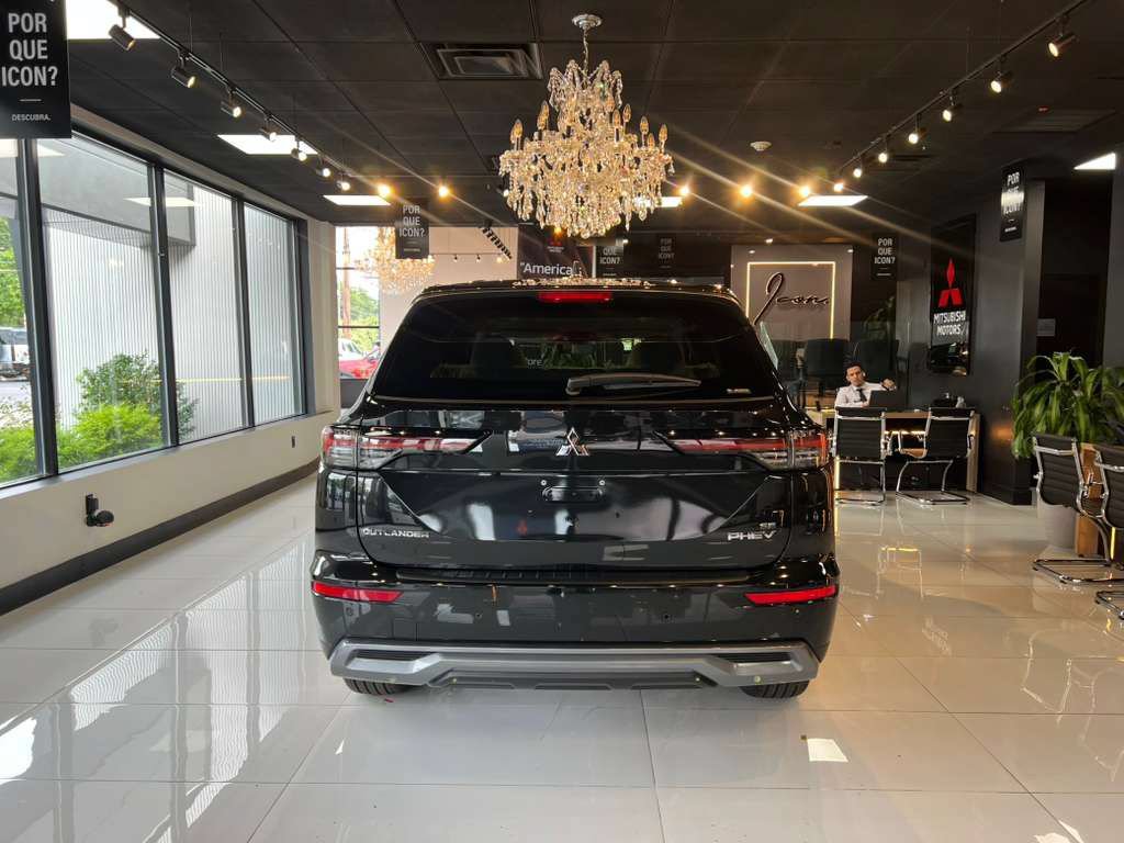 New 2026 Mitsubishi Outlander SE AWD/4WD image 4
