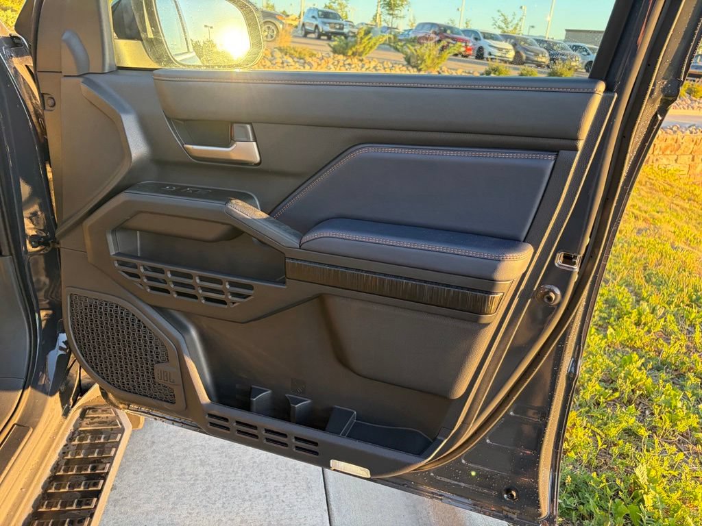 Used 2026 Toyota 4Runner Platinum AWD/4WD image 18