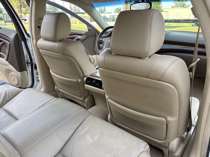 Used 2010 Acura RL AWD/4WD image 36