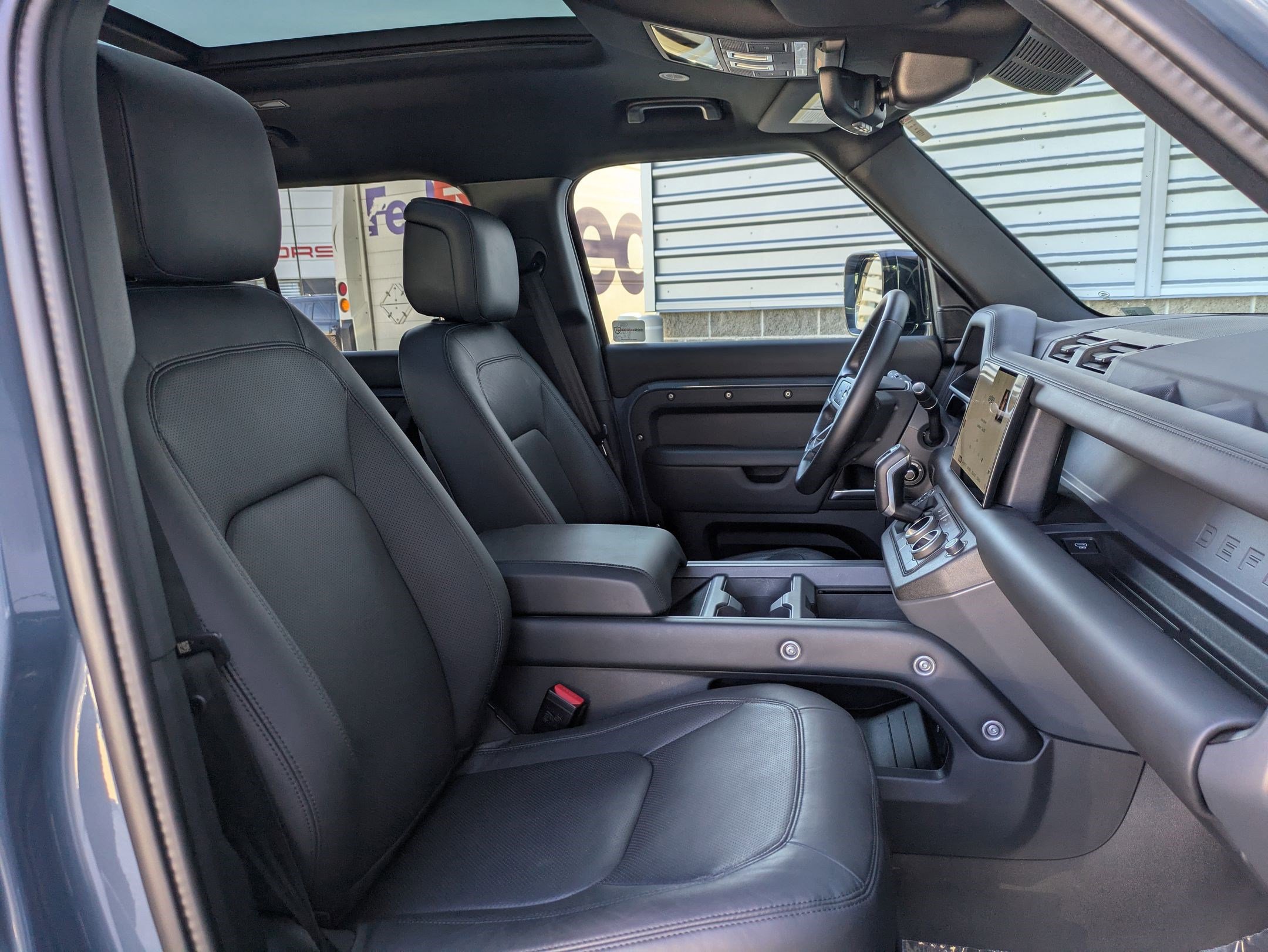 Certified 2025 Land Rover Defender 110 S image 30