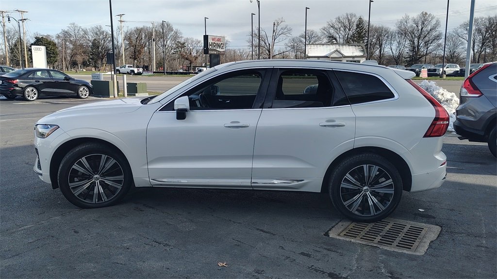 Certified 2023 Volvo XC60 B5 Plus w/ Climate Package image 5