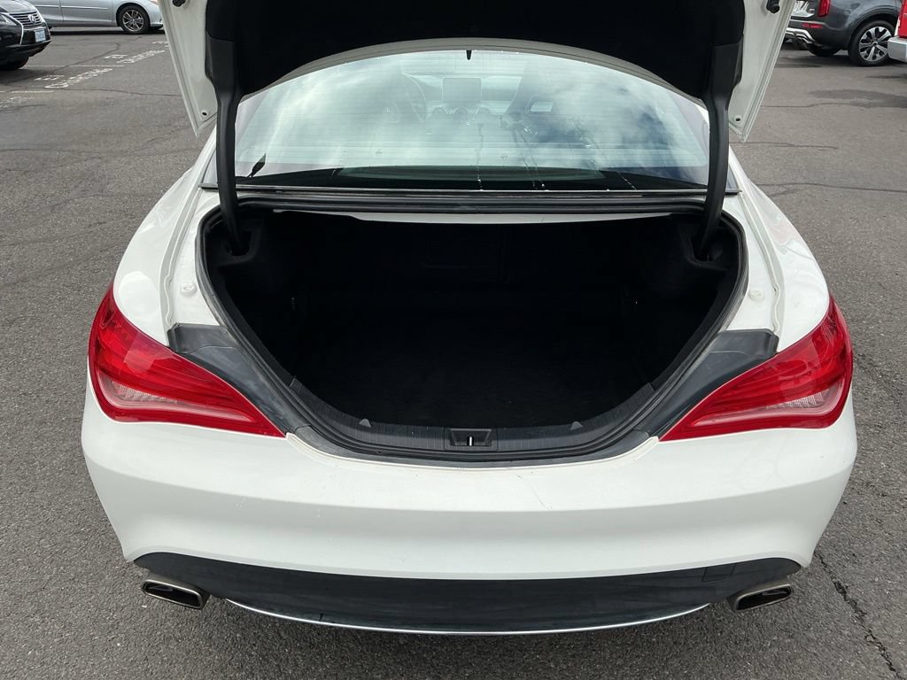 Used 2014 Mercedes-Benz CLA 250 image 24