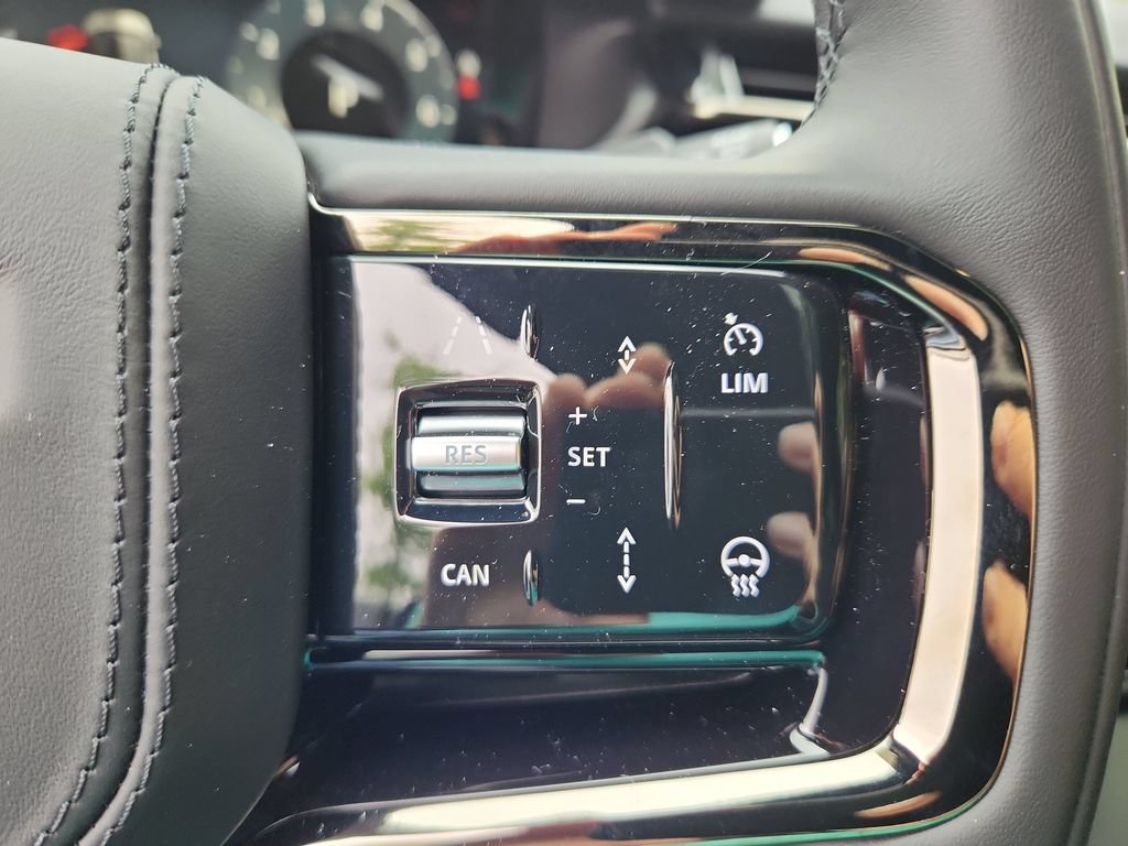 New 2026 Land Rover Range Rover Velar S AWD/4WD image 20