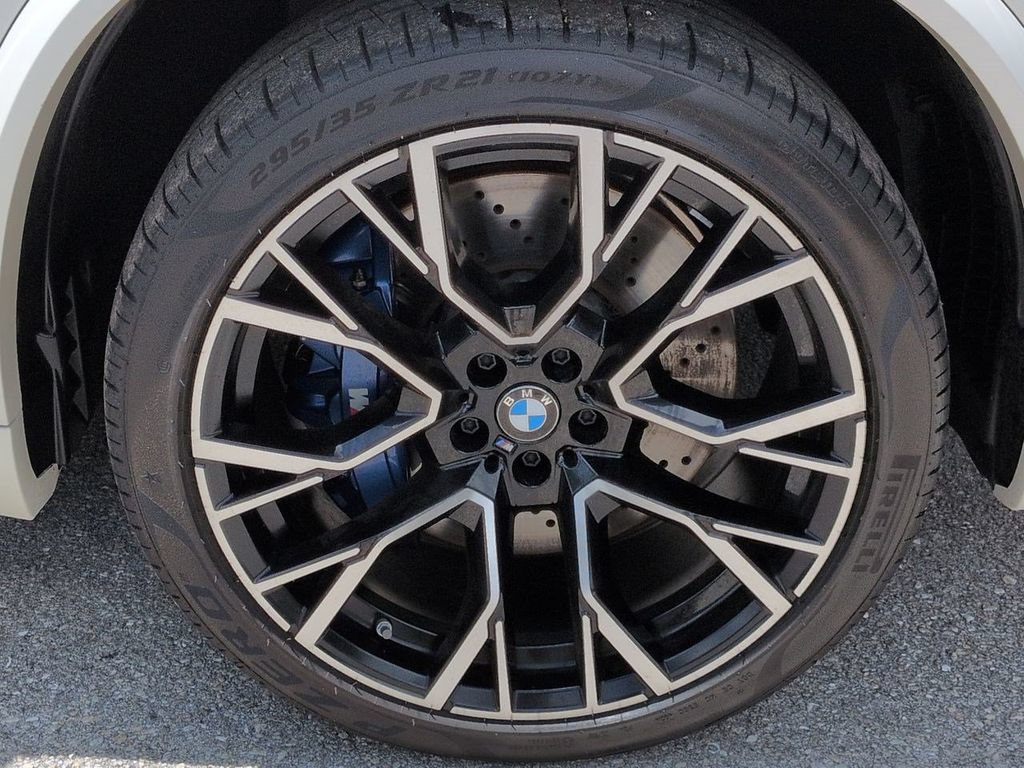 New 2026 BMW X5 M Competition w/ Executive Package AWD/4WD image 11