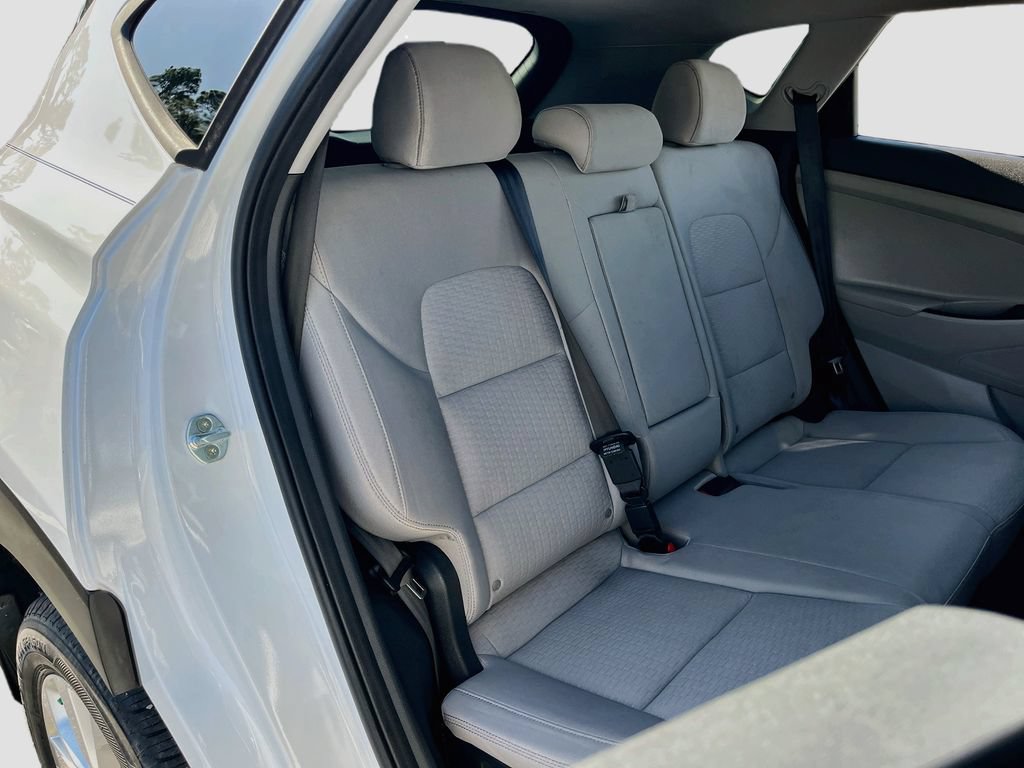 Used 2021 Hyundai Tucson SE w/ Cargo Package FWD image 24