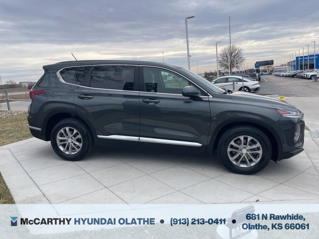 Used 2020 Hyundai Santa Fe SE image 15