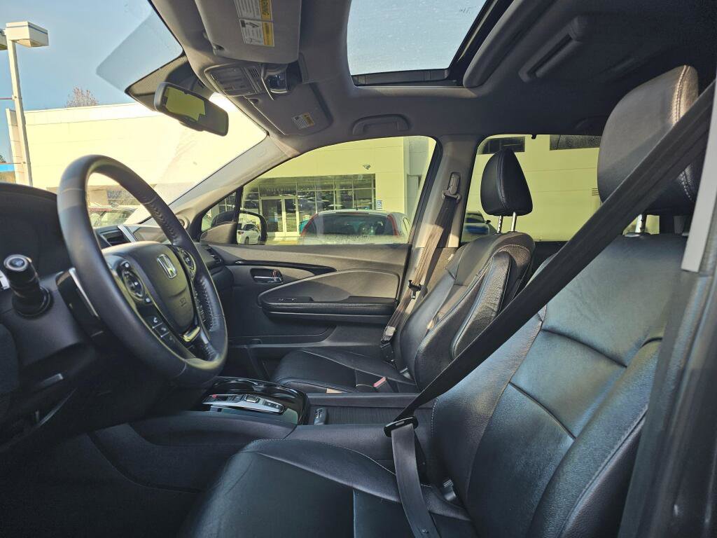 Used 2017 Honda Pilot Touring image 21