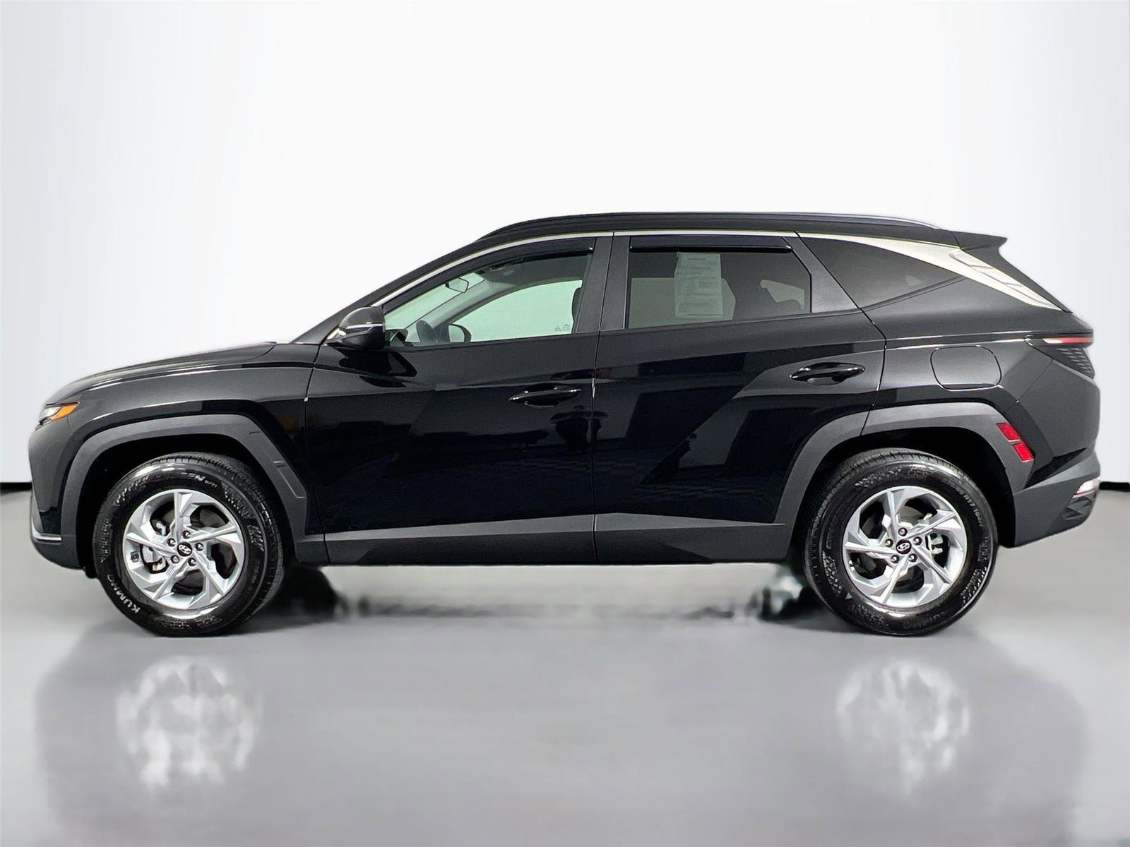 Used 2023 Hyundai Tucson SEL AWD/4WD image 3