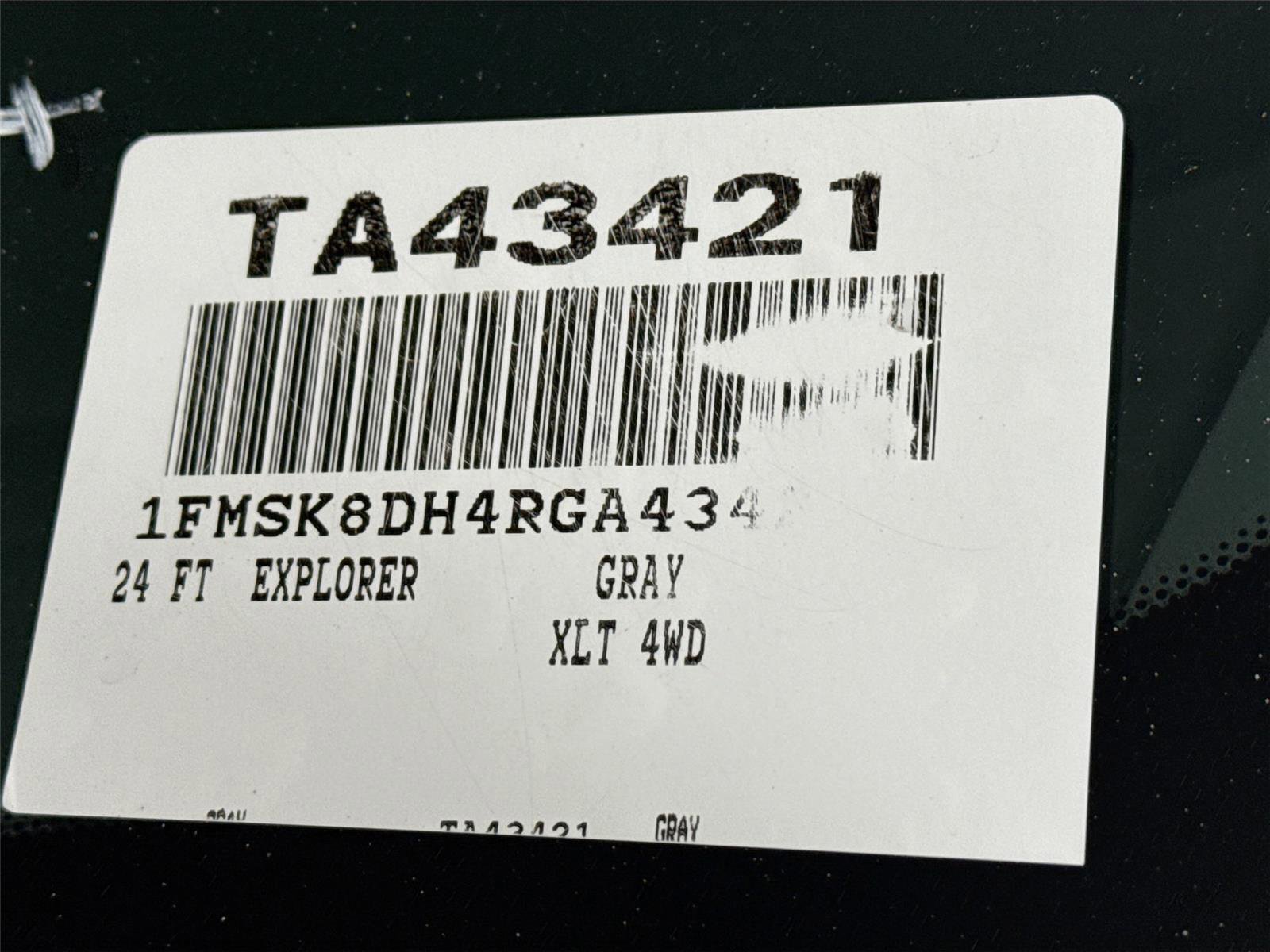 Used 2024 Ford Explorer XLT w/ Class IV Trailer Tow Package image 59