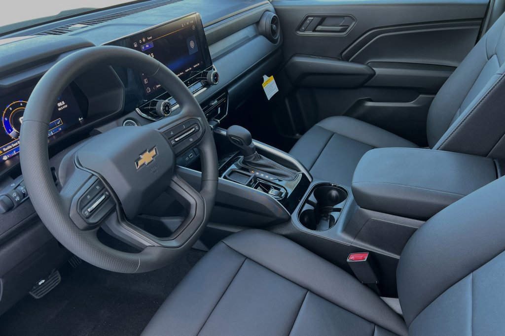 New 2024 Chevrolet Colorado W/T w/ Advanced Trailering Package image 7