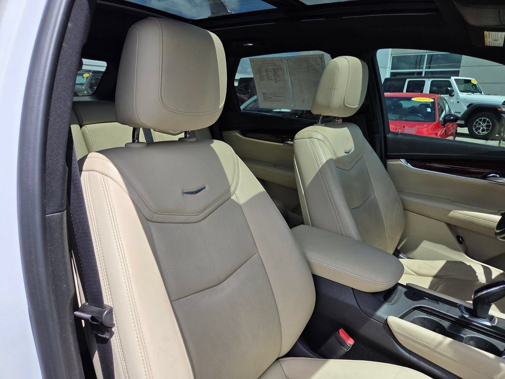 Used 2019 Cadillac XT5 Luxury FWD image 28