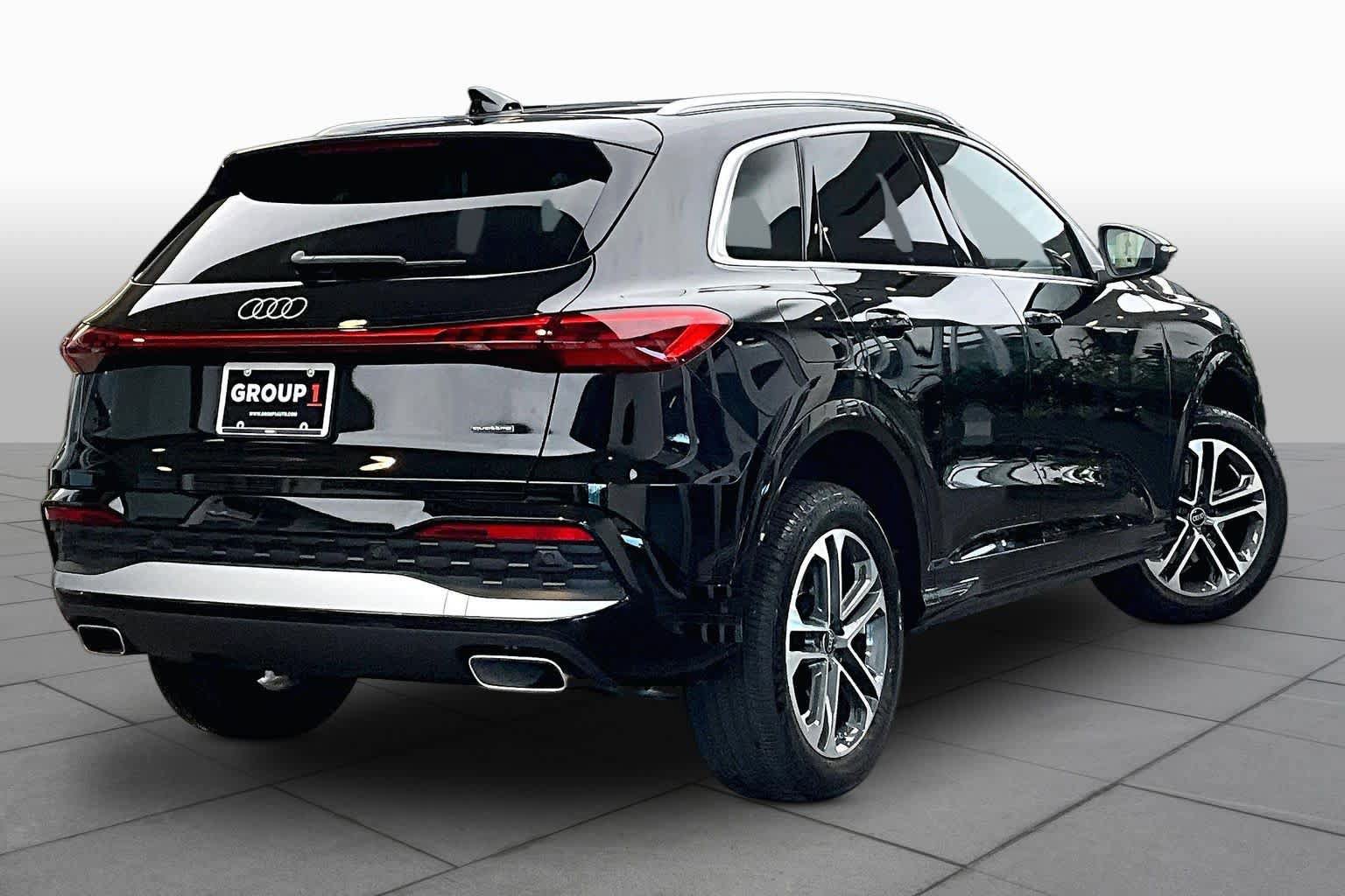 Used 2025 Audi Q5 Premium w/ Convenience Package AWD/4WD image 13