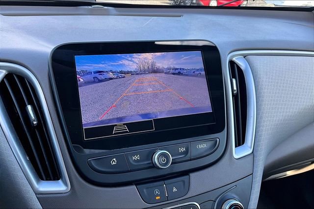 Used 2023 Chevrolet Malibu LT image 14