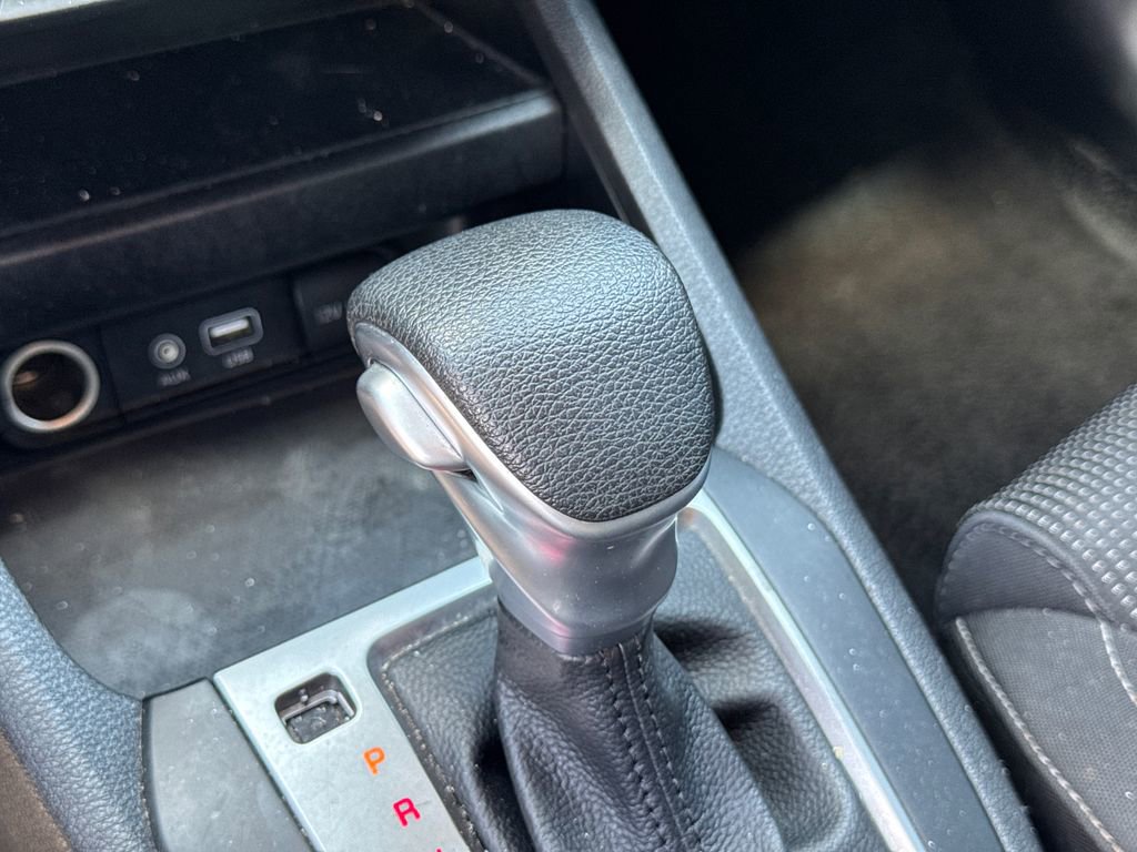 Used 2020 Kia Forte LXS FWD image 27