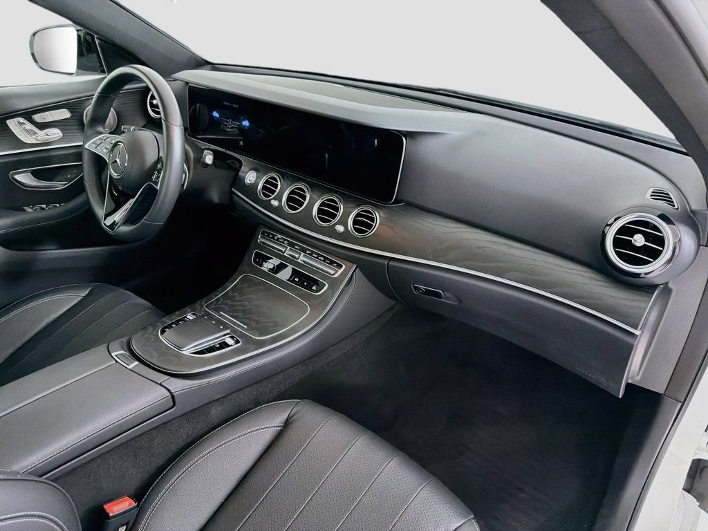 Used 2023 Mercedes-Benz E 350 4MATIC Sedan image 29