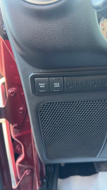 Used 2012 Jeep Wrangler Unlimited Rubicon w/ Connectivity Group image 10