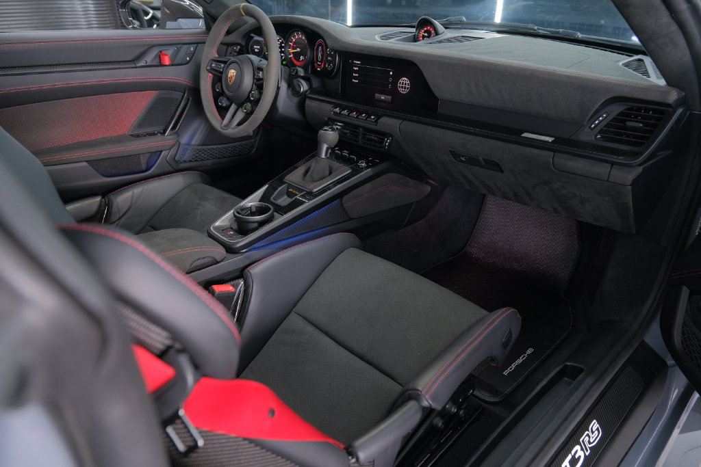 Used 2024 Porsche 911 GT3 RS RWD image 23