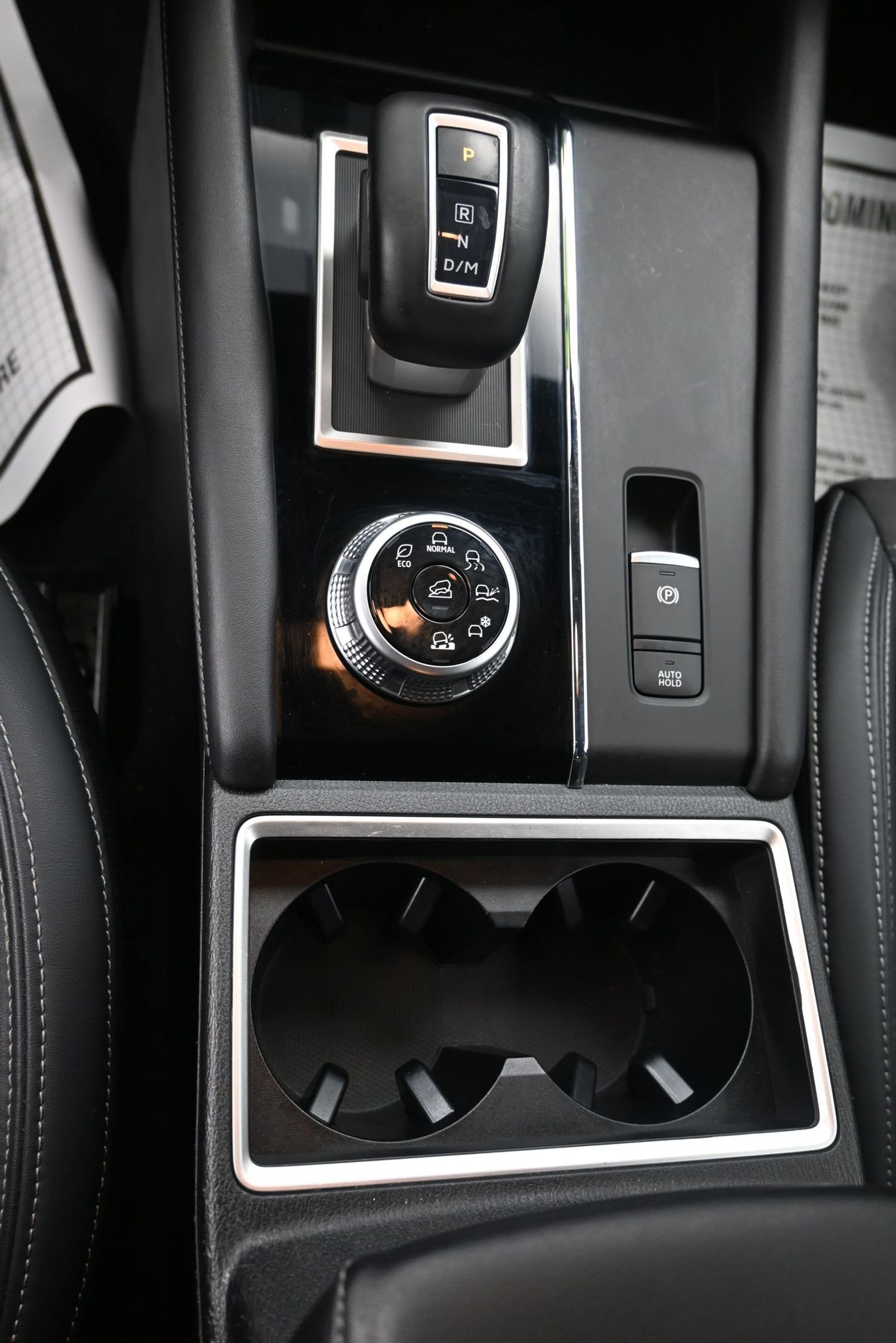 Used 2023 Mitsubishi Outlander SE AWD/4WD image 23