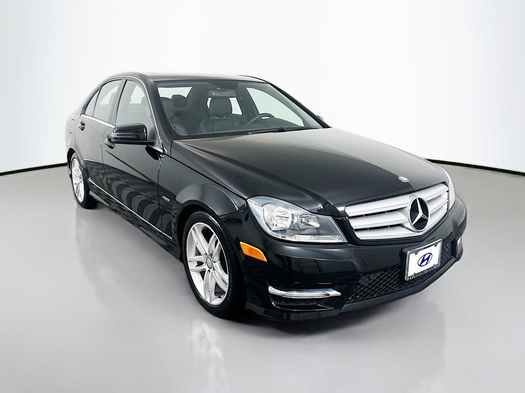 Used 2012 Mercedes-Benz C 250 Sedan image 3