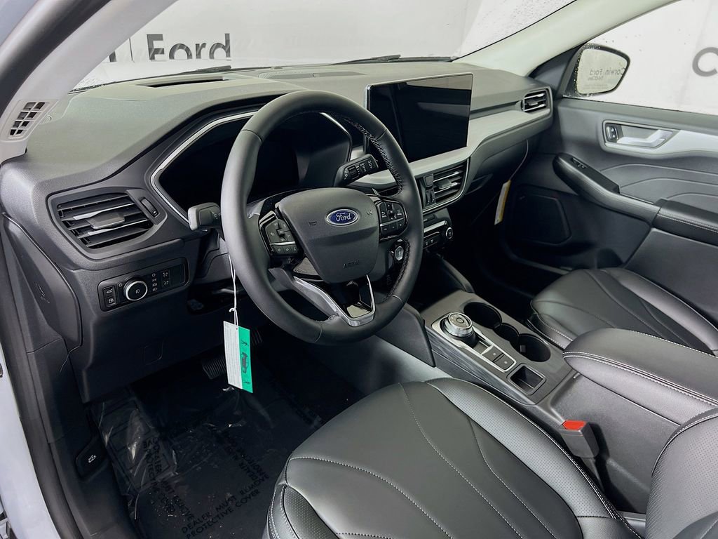New 2025 Ford Escape SE w/ PHEV Premium Package image 3