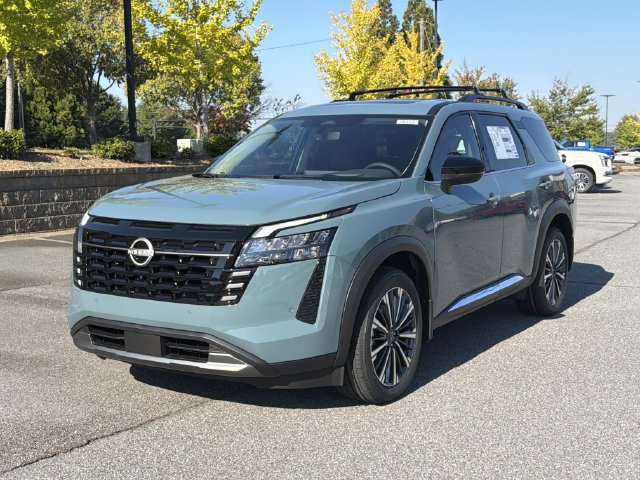New 2026 Nissan Pathfinder Platinum AWD/4WD image 9