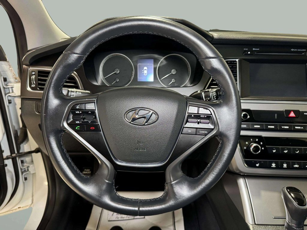 Used 2016 Hyundai Sonata Sport w/ Option Group 1V image 22
