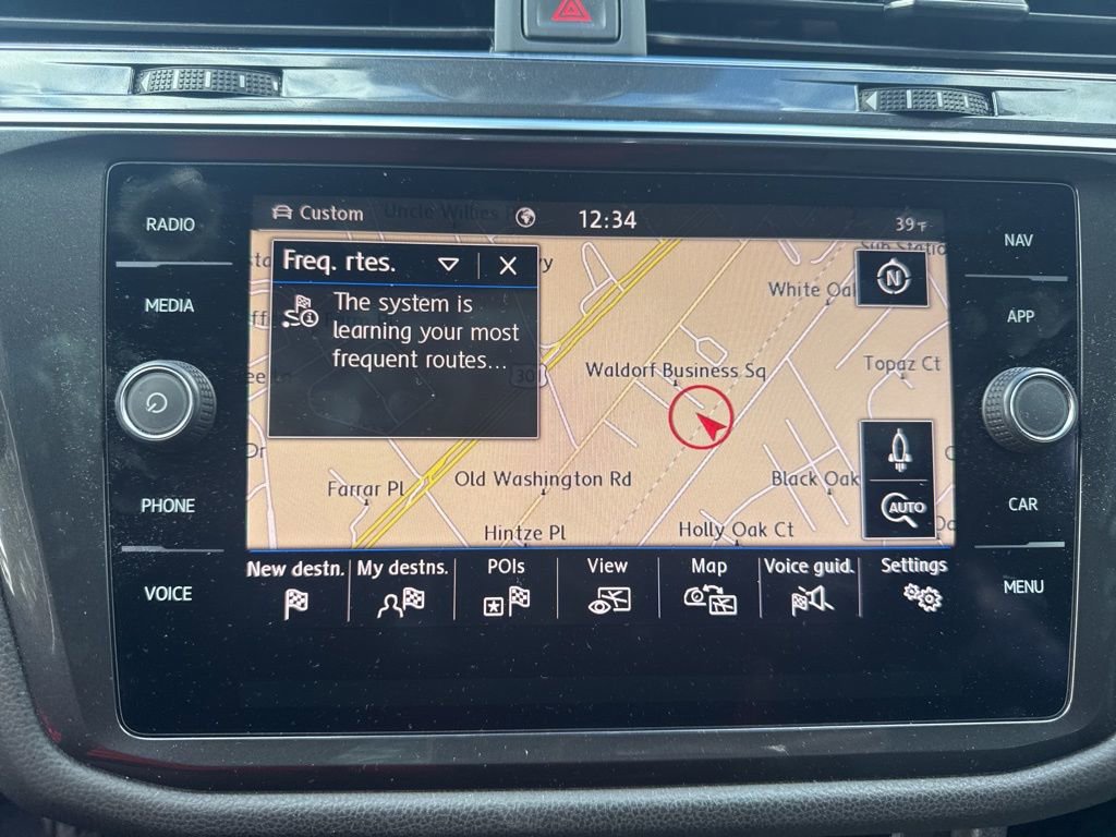 Used 2020 Volkswagen Tiguan SEL w/ 3rd Row Seat Package image 9