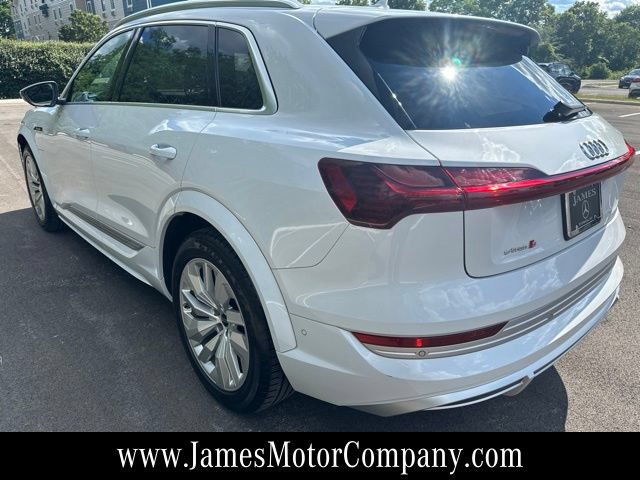 Used 2022 Audi e-tron S Premium Plus AWD/4WD image 7