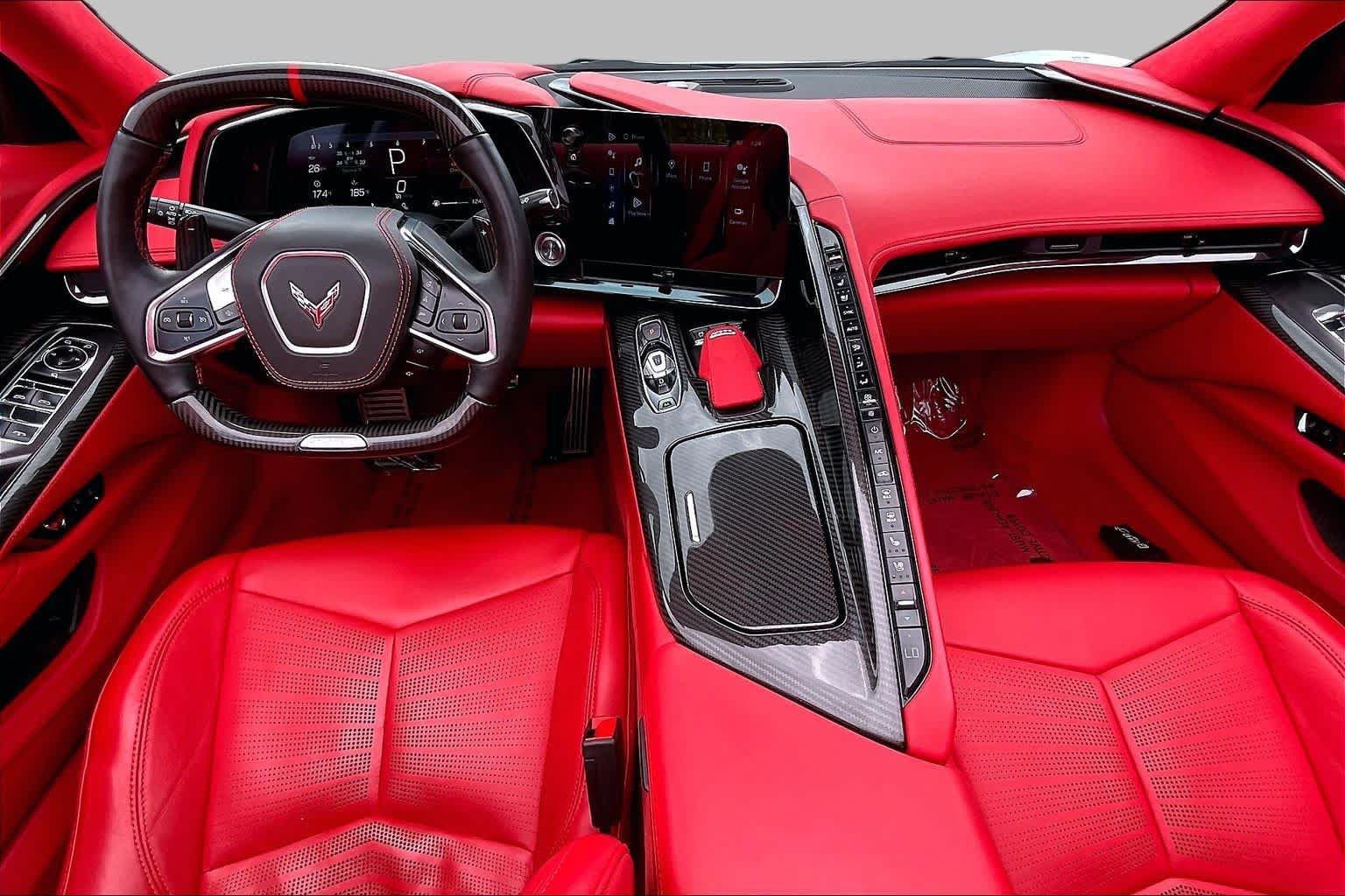 Used 2024 Chevrolet Corvette Z06 RWD image 16