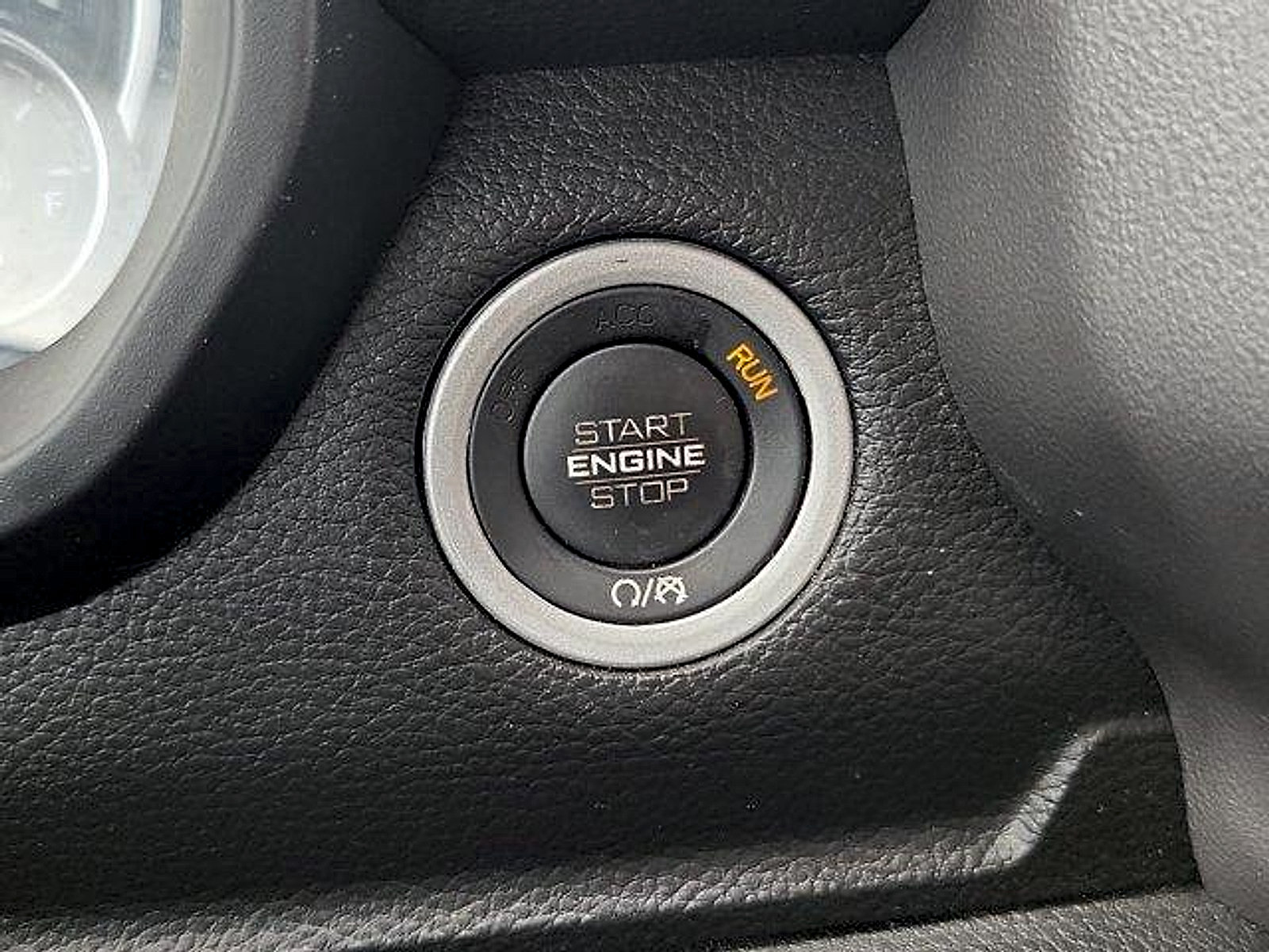 Used 2024 RAM 1500 Big Horn RWD image 31