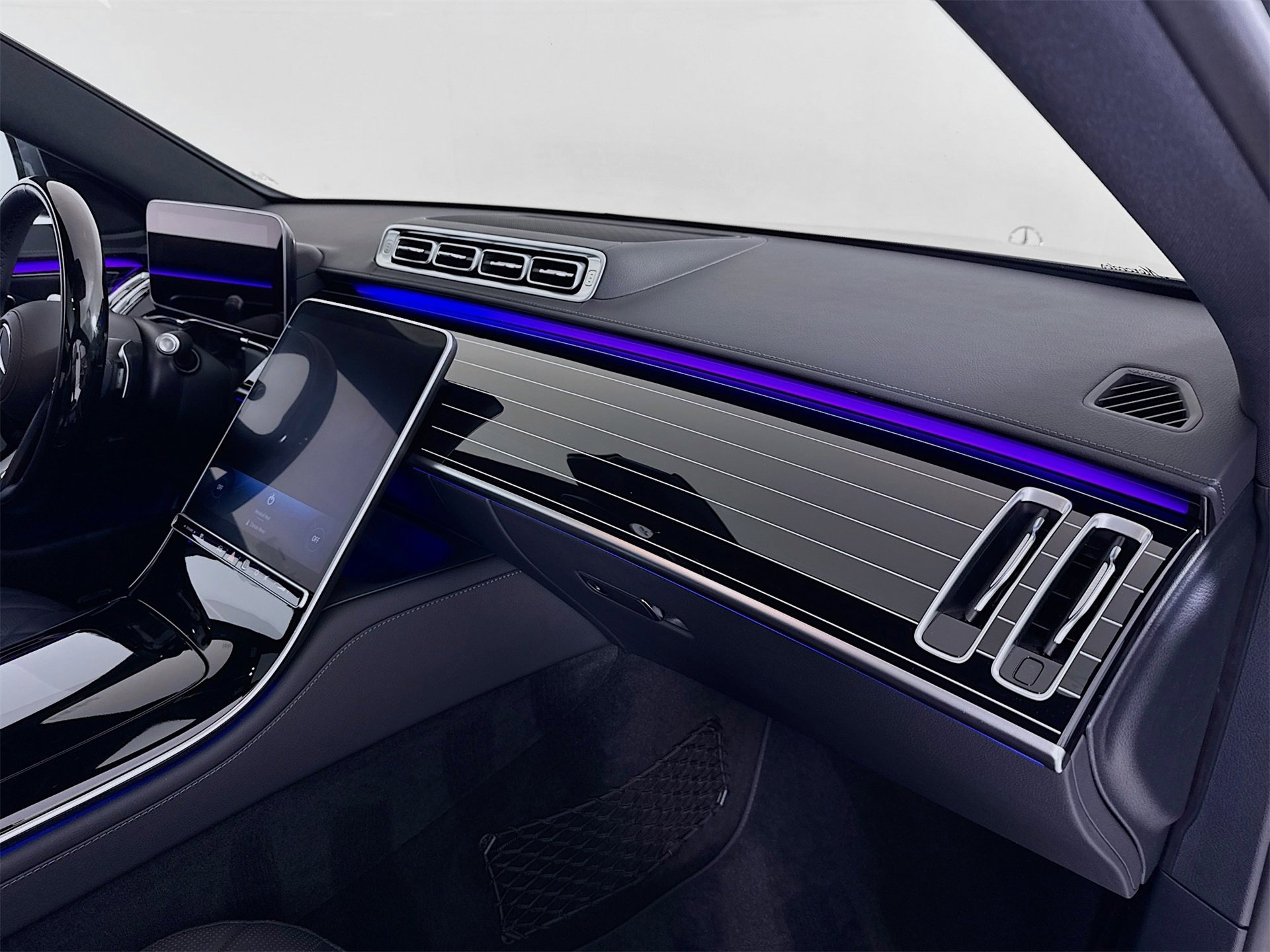 Used 2025 Mercedes-Benz S 580 4MATIC Sedan image 32