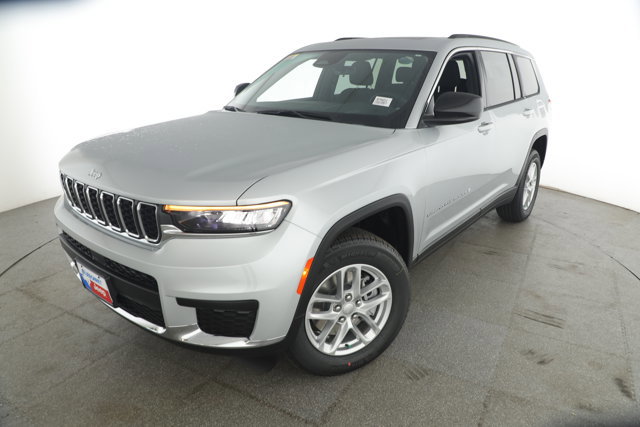 New 2025 Jeep Grand Cherokee L Laredo w/ Luxury Tech Group I image 3