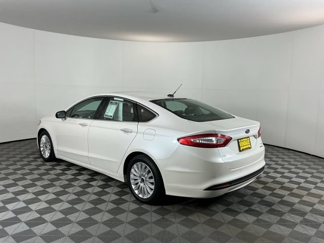Used 2016 Ford Fusion SE w/ Equipment Group 502A FWD image 7