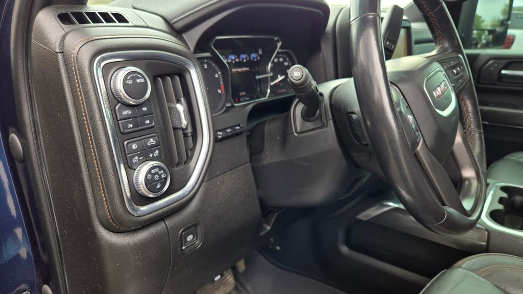 Used 2021 GMC Sierra 2500 AT4 w/ AT4 Premium Plus Package image 16