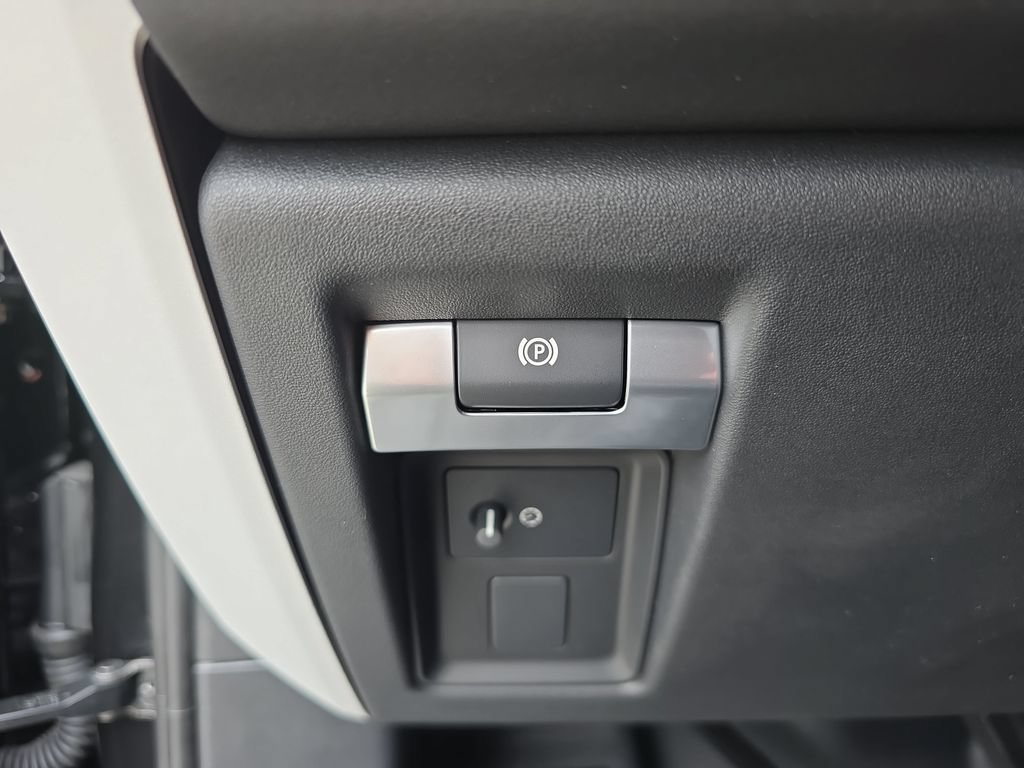 New 2026 Land Rover Defender 110 S AWD/4WD image 26