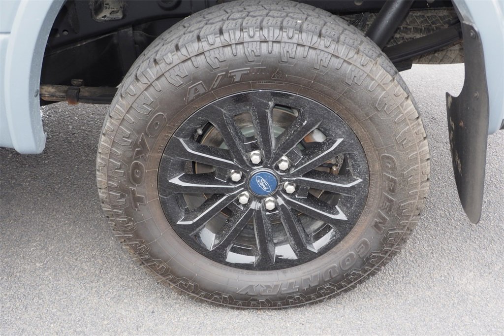 Used 2019 Ford F150 Lariat w/ Equipment Group 502A Luxury image 9