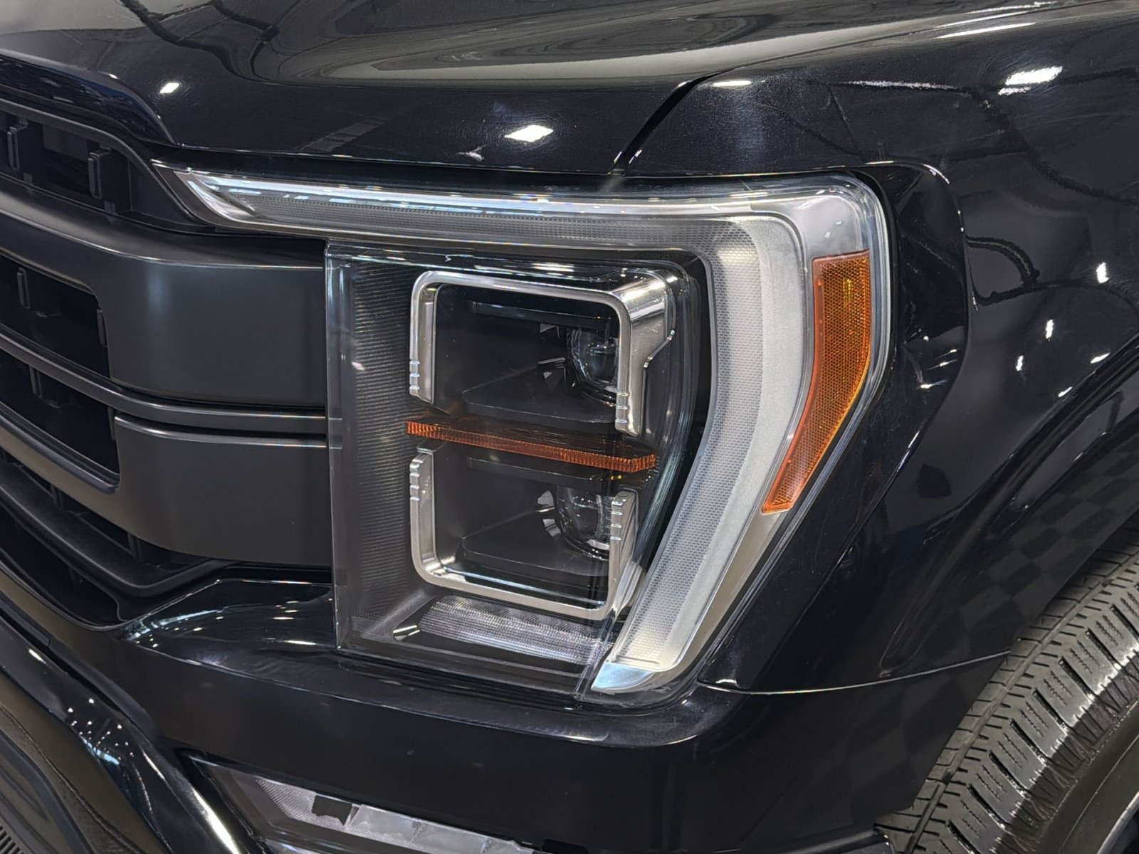 Used 2023 Ford F150 Lariat w/ Equipment Group 502A High AWD/4WD image 13