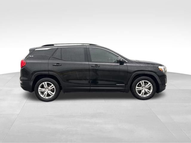 Used 2020 GMC Terrain SLE w/ Driver Convenience Package image 2