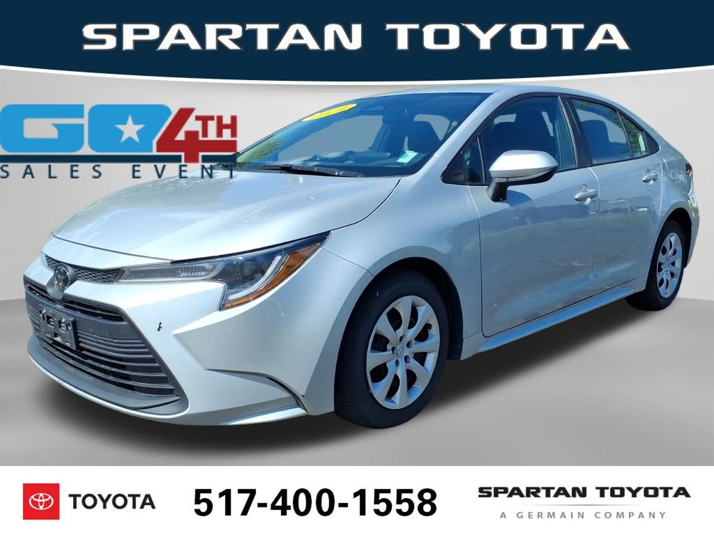 Used 2024 Toyota Corolla LE FWD image 1