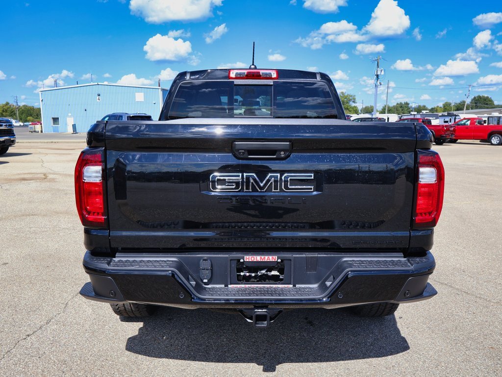 New 2026 GMC Canyon Denali w/ LPO, Denali Black Edition image 4