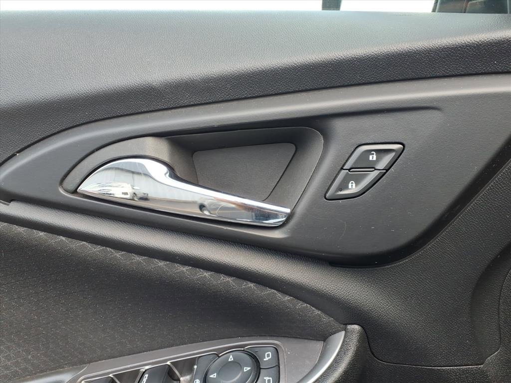 Used 2024 Chevrolet Malibu LT image 15