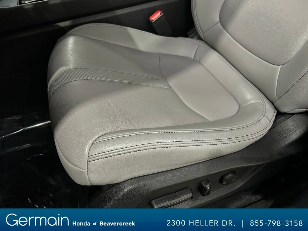 Used 2023 Honda Pilot Touring image 19