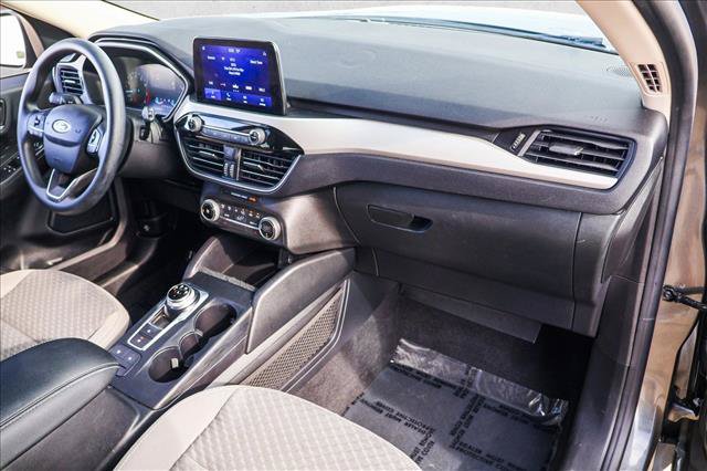 Used 2020 Ford Escape SE FWD image 24