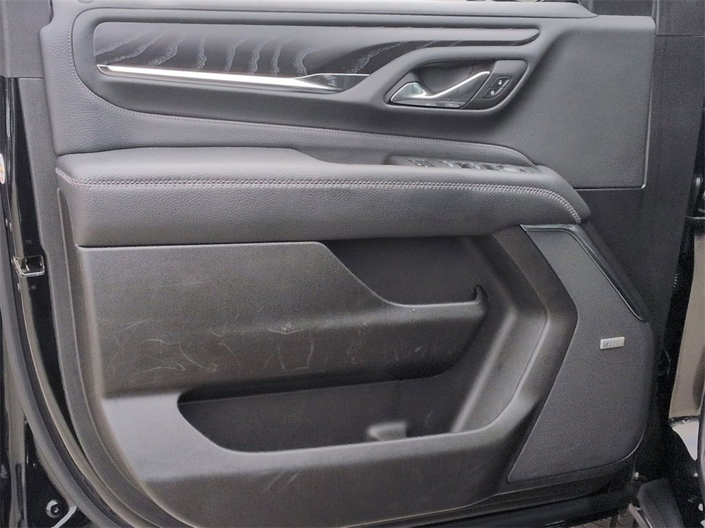 Used 2023 GMC Yukon Denali w/ Denali Reserve Package image 18