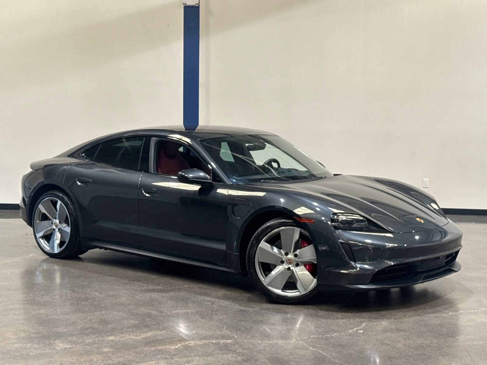 Used 2020 Porsche Taycan 4S AWD/4WD image 2