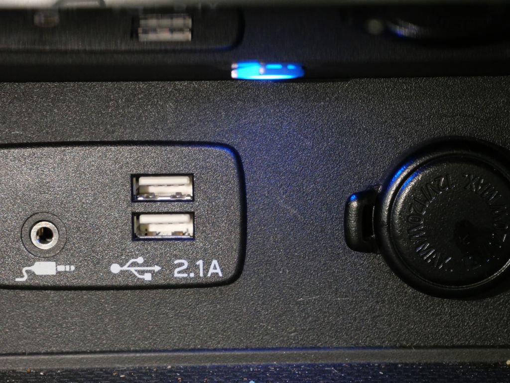 Used 2023 Subaru Forester Premium AWD/4WD image 24