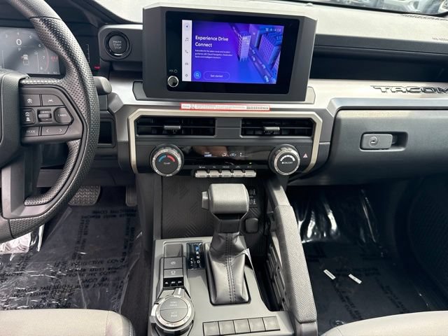 Used 2026 Toyota Tacoma SR5 AWD/4WD image 16