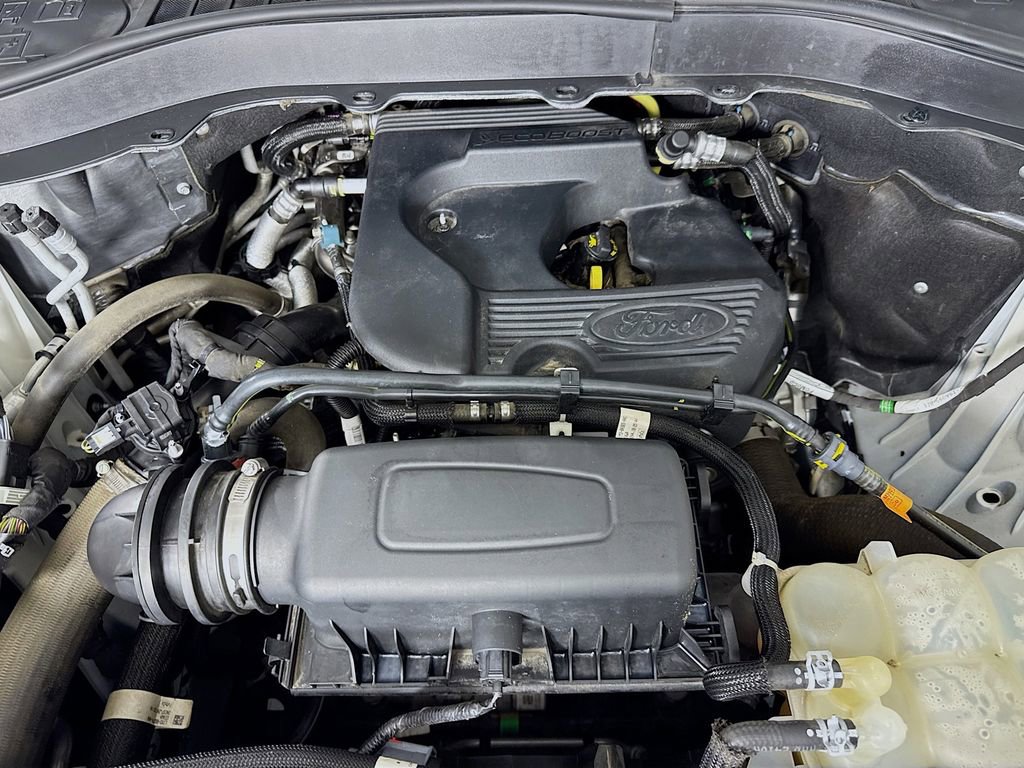 Used 2020 Ford Explorer XLT w/ Equipment Group 202A image 41