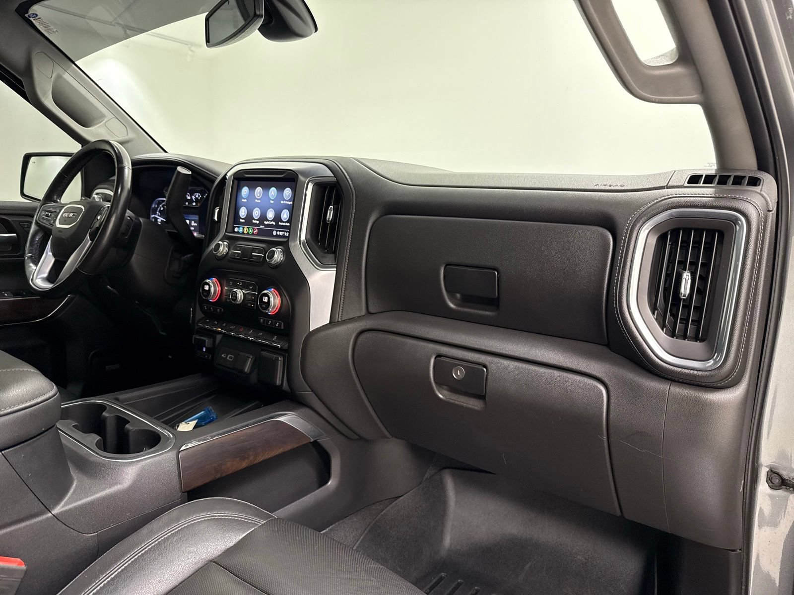 Used 2020 GMC Sierra 1500 SLT w/ SLT Premium Plus Package AWD/4WD image 34