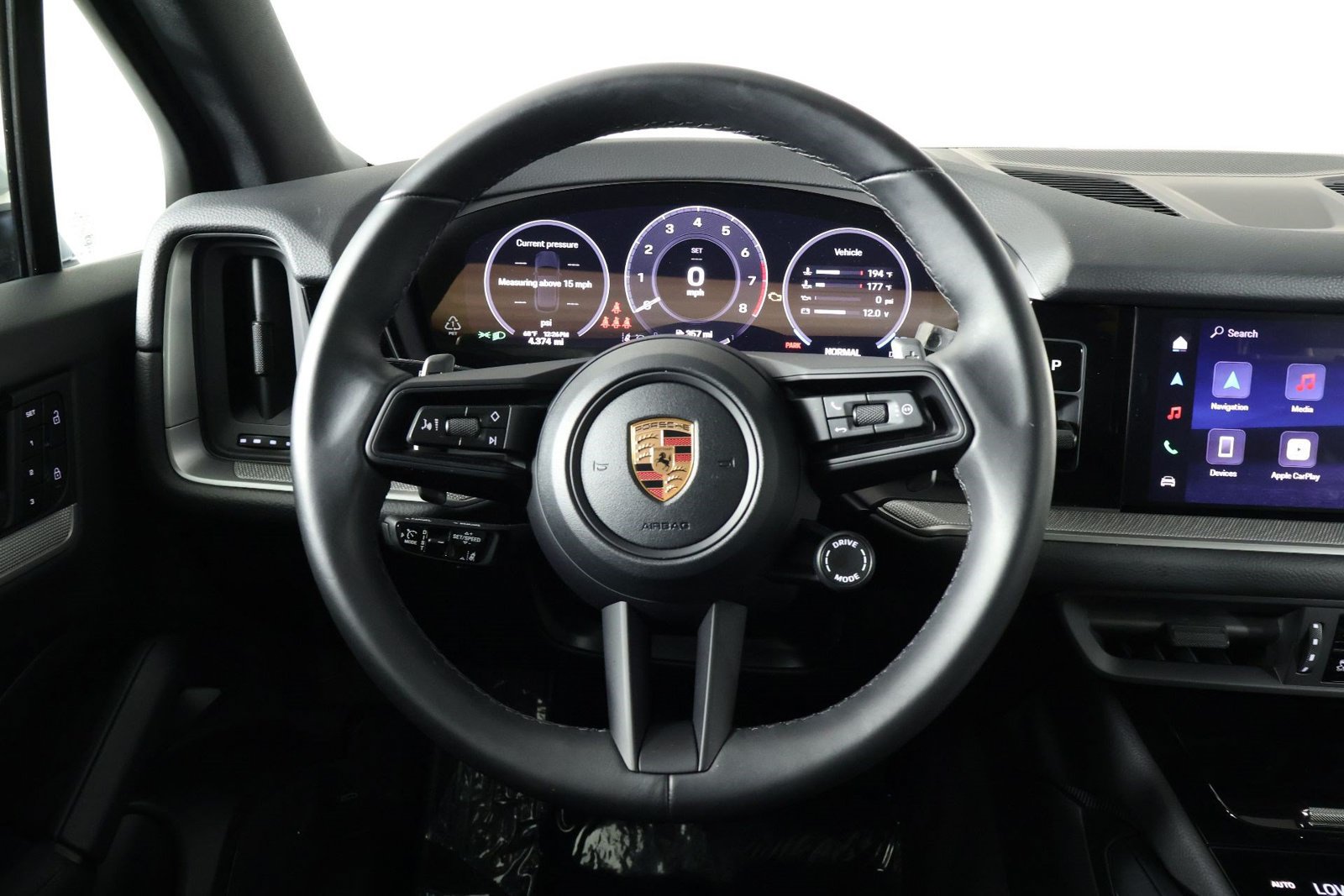 Certified 2026 Porsche Cayenne AWD/4WD image 12